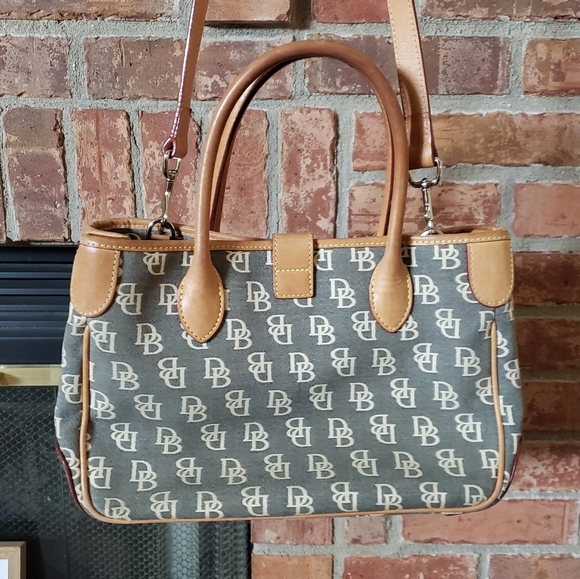 Dooney & Bourke Signature Double Handle Gray Tote - Picture 4 of 11